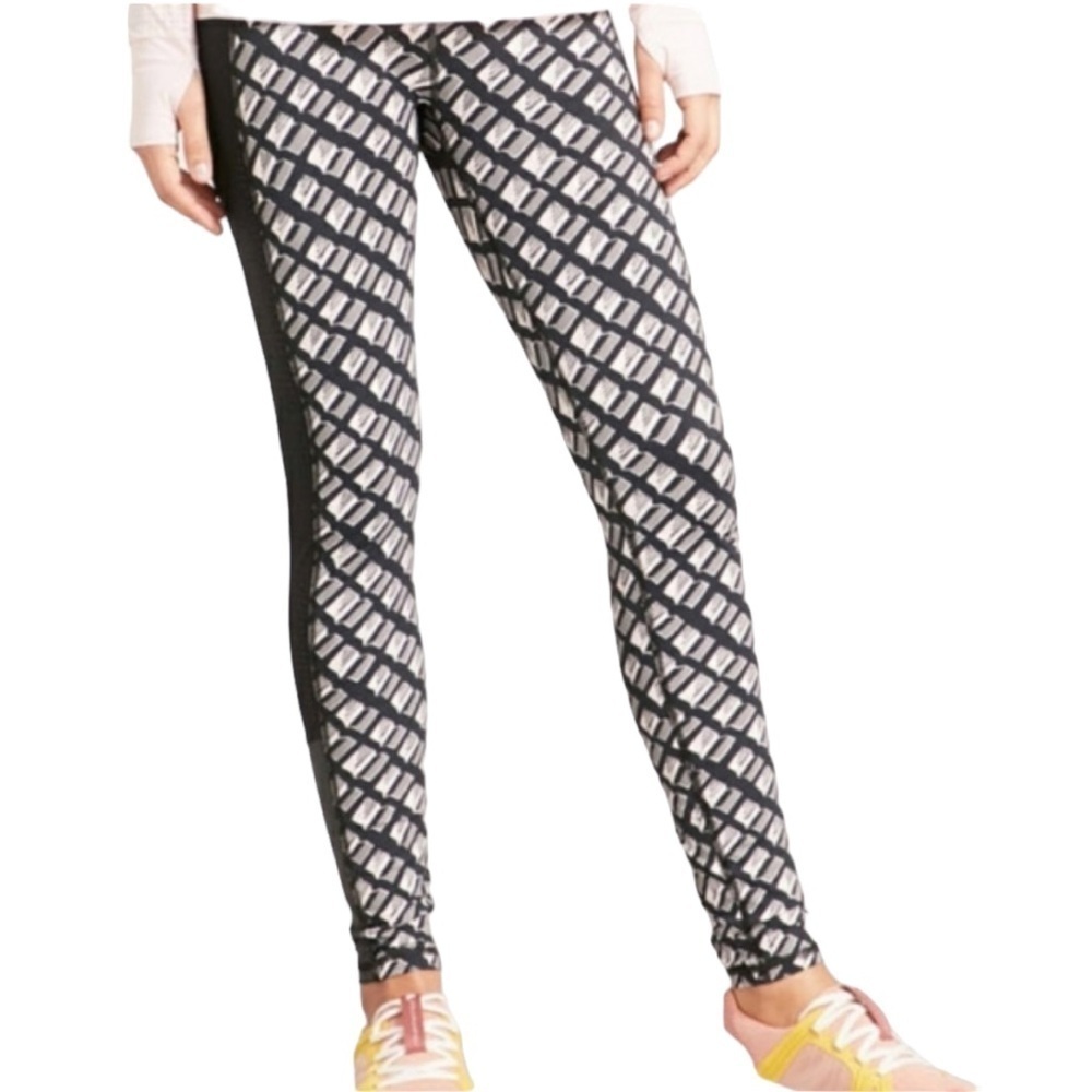 SWEATY BETTY The Zero Gravity Side Mesh Leggings - Picture 3 of 7